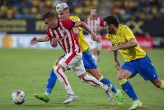 曼联拉什福德独木难支，巴萨三连败困境与独将闪耀瞬间